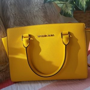 Michael Kors Satchel (Yellow)